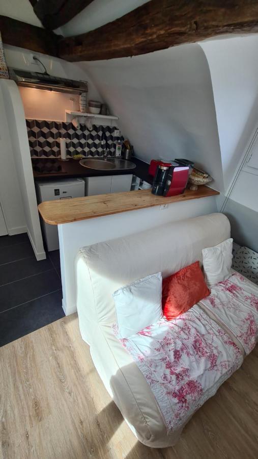 Appartement Coeur De Paris Avec Vue Sur Les Toits Kültér fotó